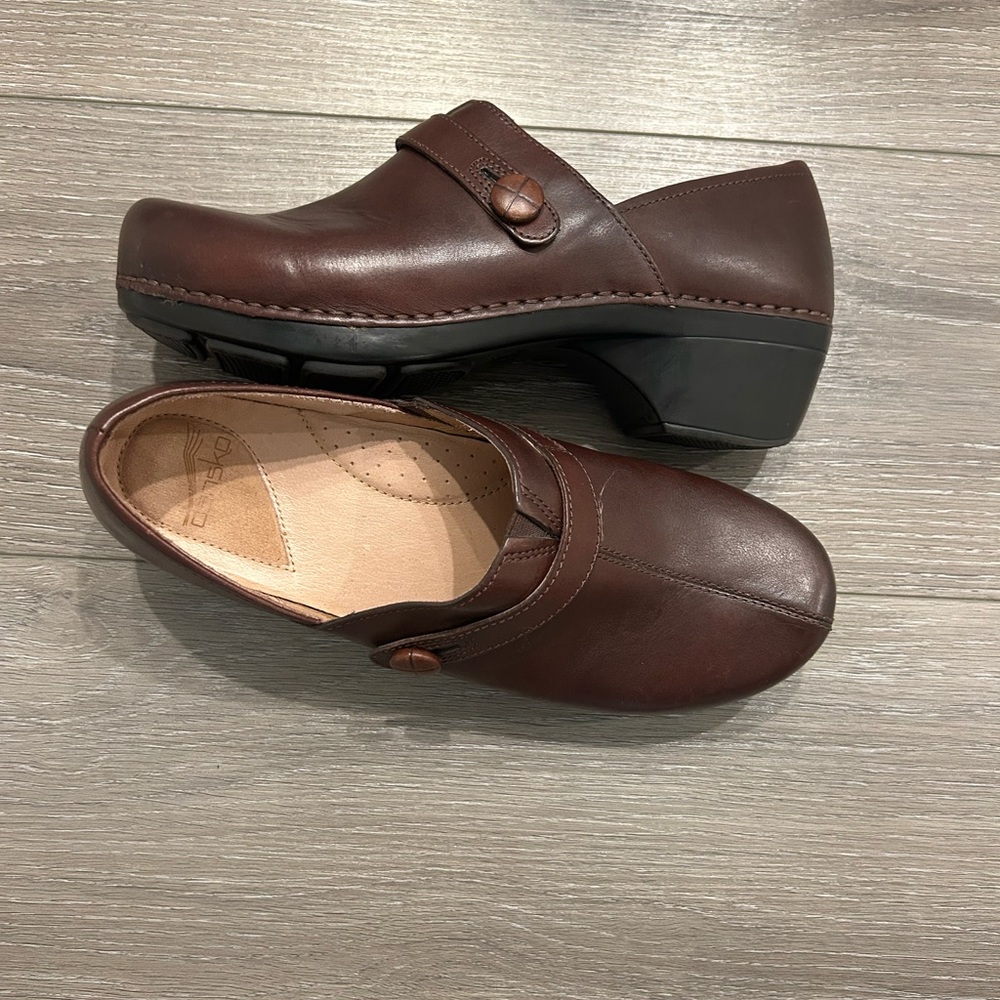 Dansko Brown Leather Mules with Rounded Toe and Low Heel